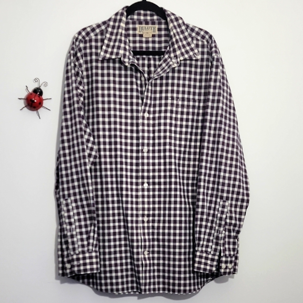 Duluth Trading Co. Men's Black, Red and White Checkered Casual Button Down Shirt